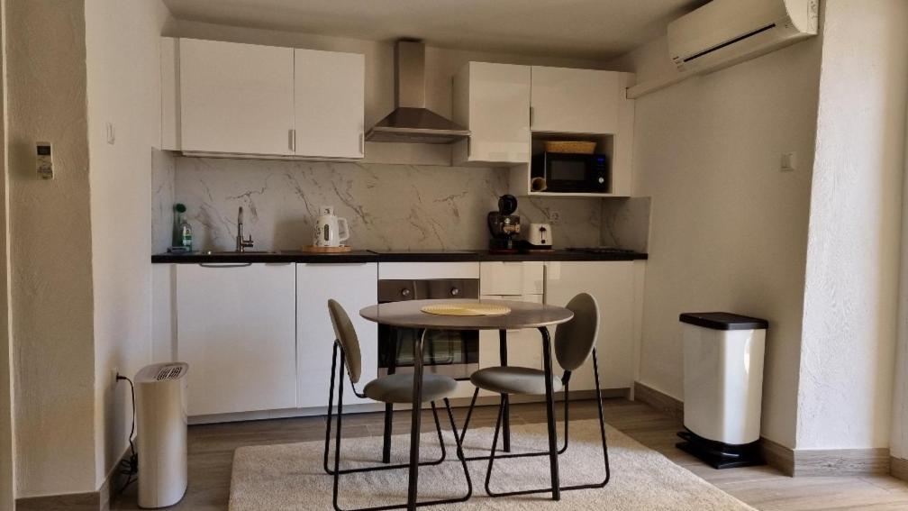 Apartments Gorinka 巴斯卡 外观 照片